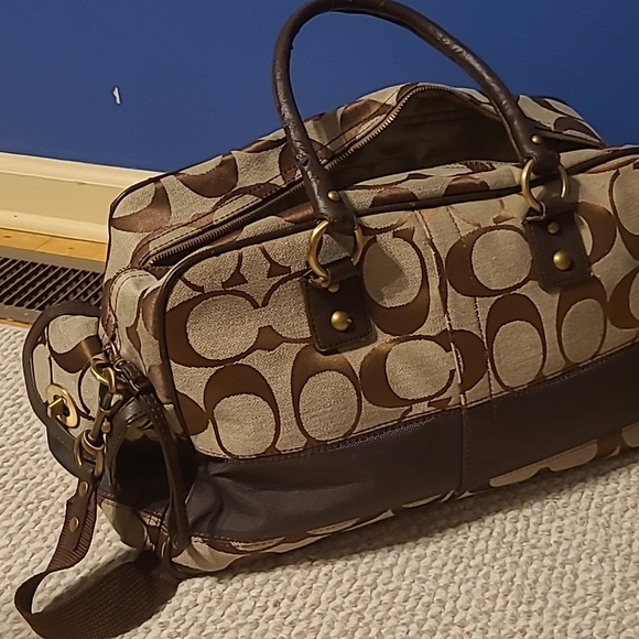 Coach Weekender - Picture 3 of 3